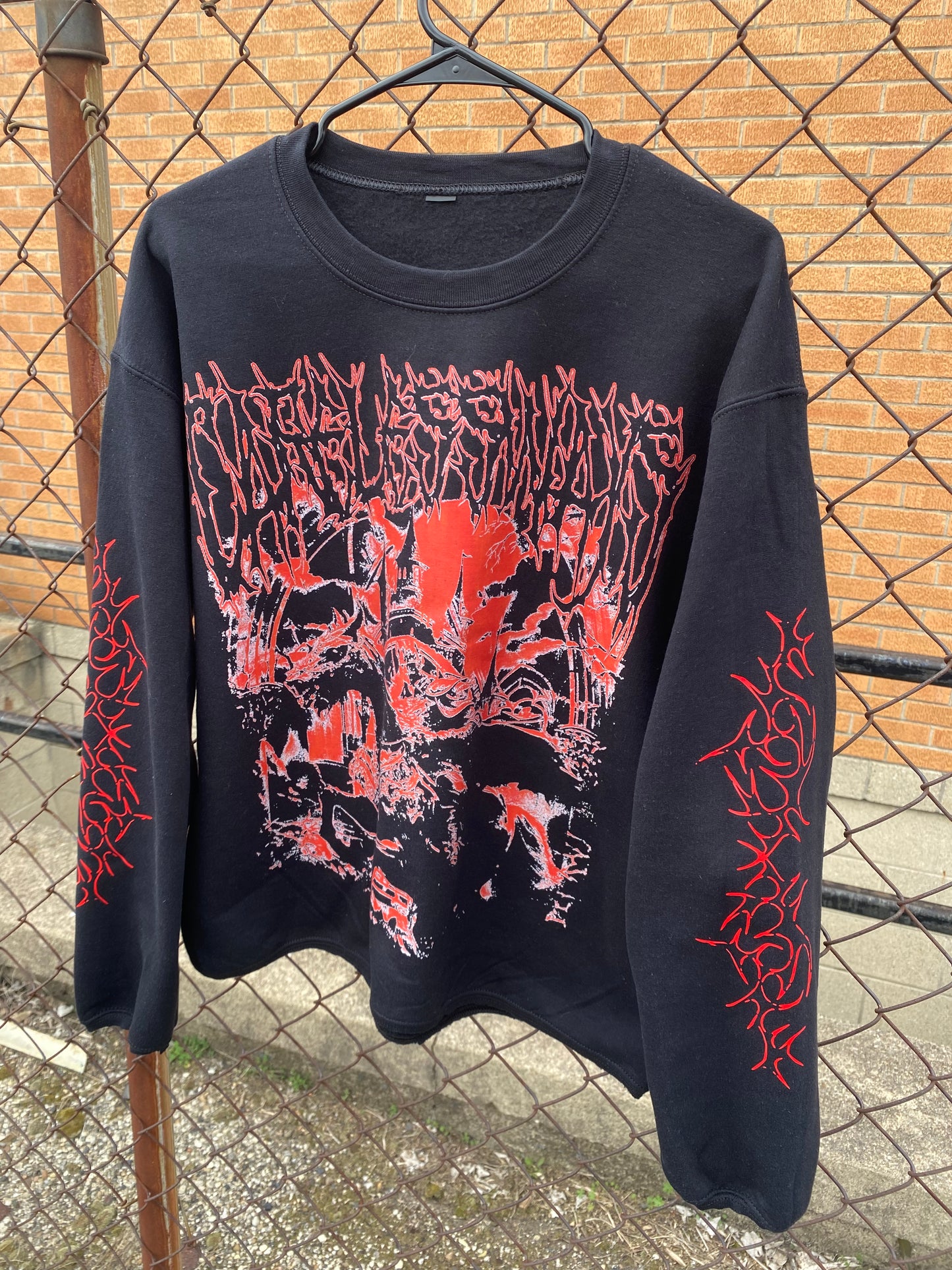 RED REGALIA Longsleeve